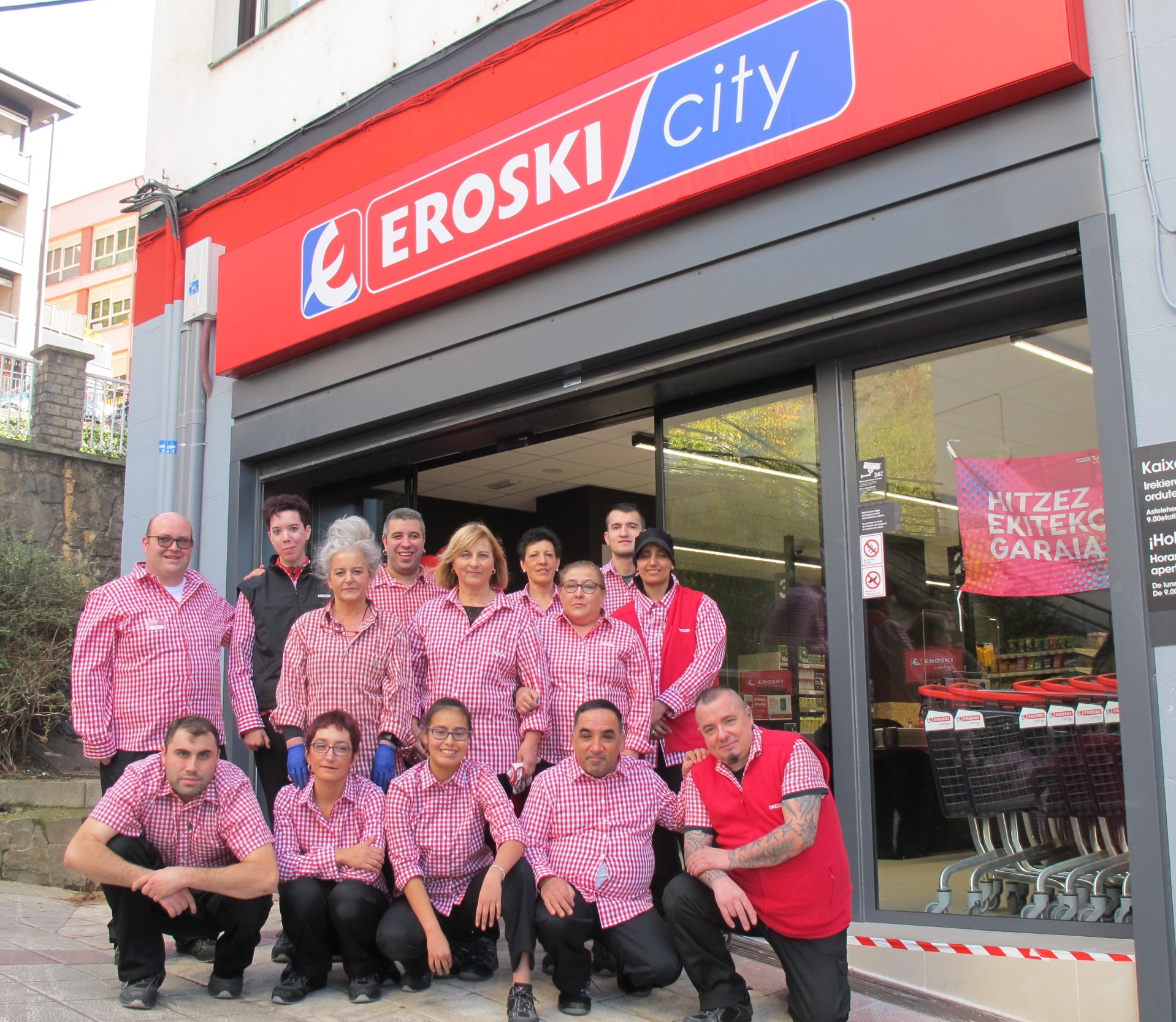 Carrera en Eroski: ¡Encuentra tu lugar en nuestro equipo!