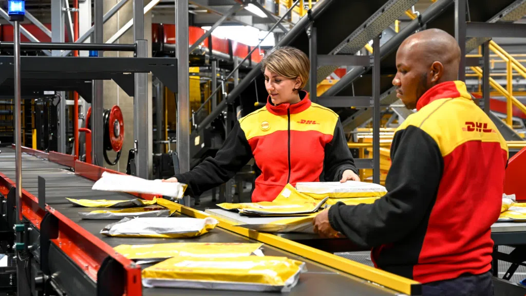 Nuevas Ofertas de Empleo en DHL: Logística, Transporte y Atención al Cliente